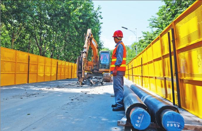 紧锣密鼓改造，确保冬季“暖屋子”——聚焦老旧管网更新、小锅炉拆并与新热源建设中的特种设备安装改造修理